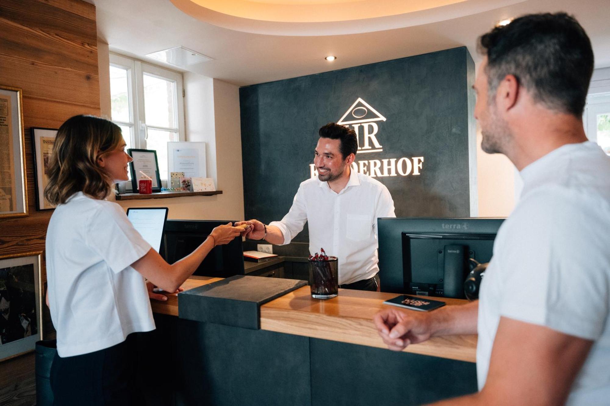 Hotel Rodderhof บาดนอยเอินอาห์-อาร์ไวเลอร์ ภายนอก รูปภาพ